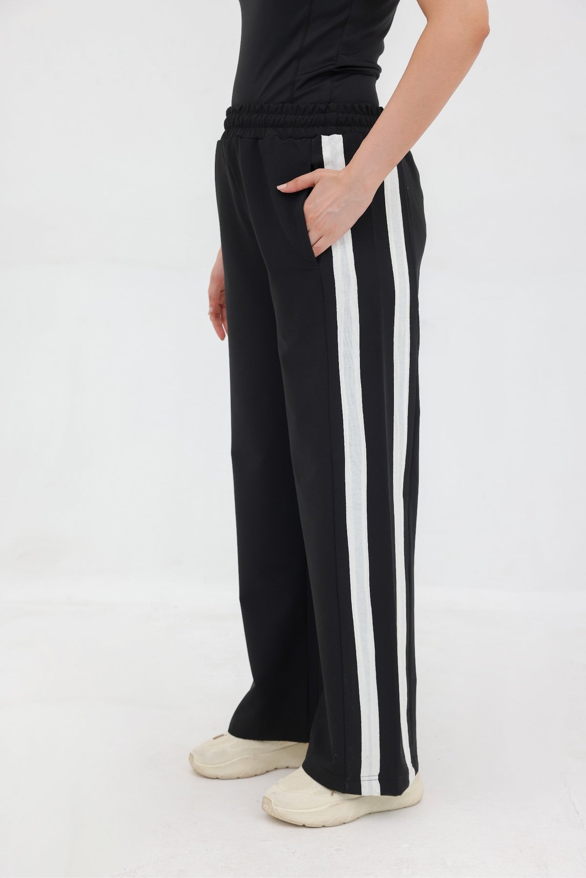 Women Double Stripe Wide-Leg Trousers - Black