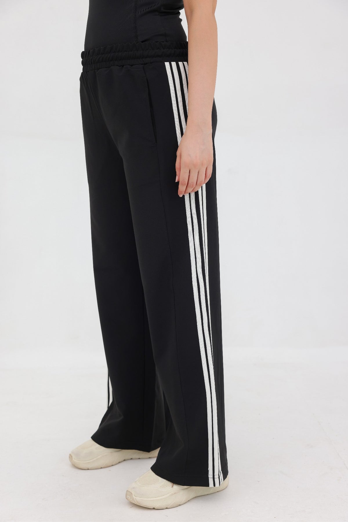 Women Classic Four-Stripe Wide-Leg Trousers