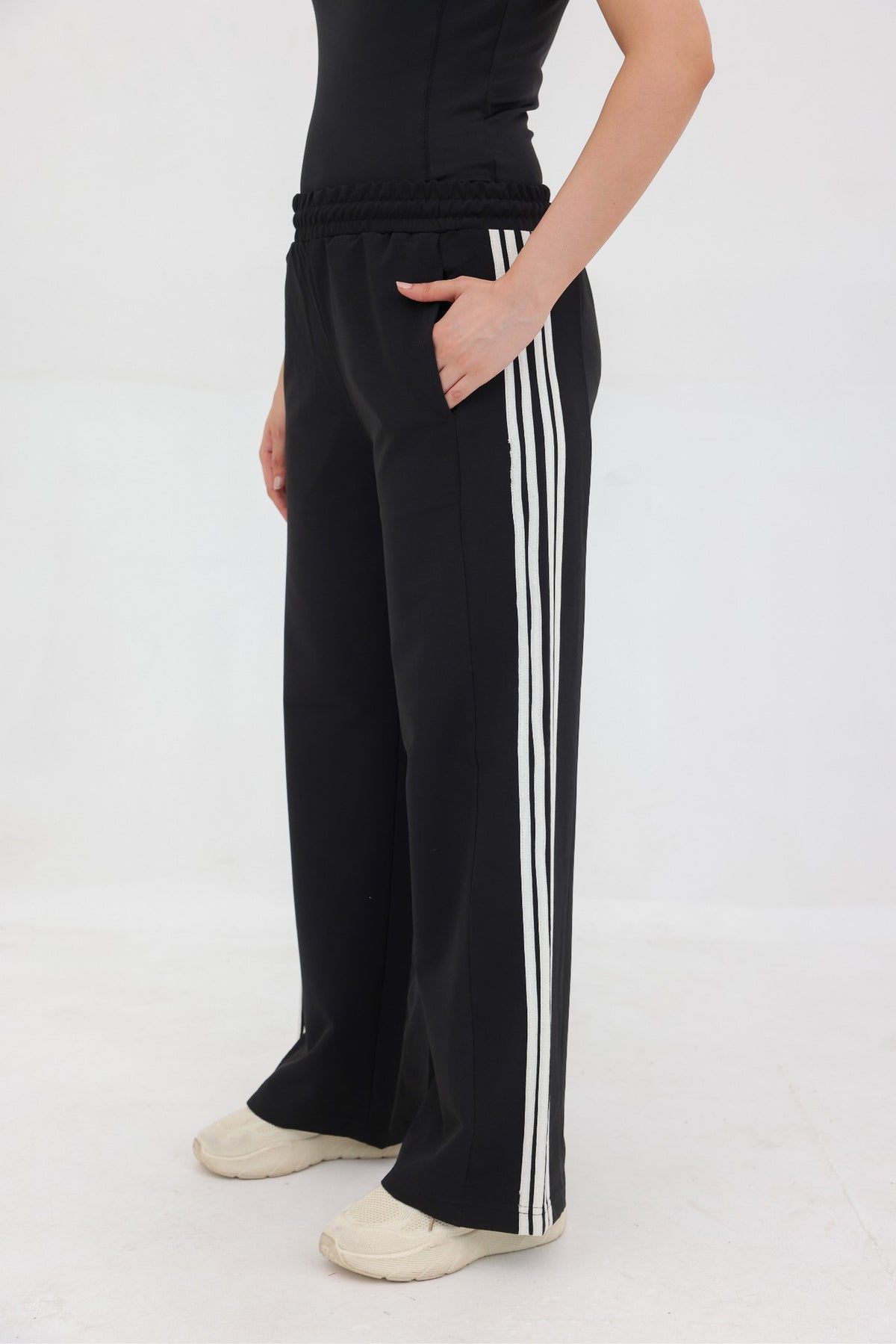 Women Classic Four-Stripe Wide-Leg Trousers