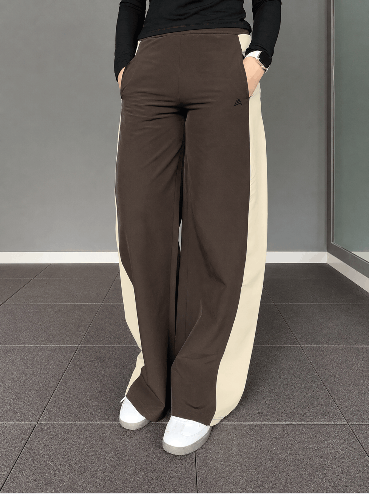 WOMEN BROWN & BEIGE ESSENTIAL LUXE TROUSER