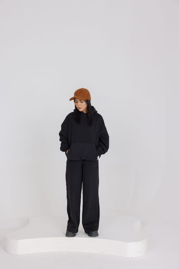 OVER SIZED BLACK TRACKSUIT SET