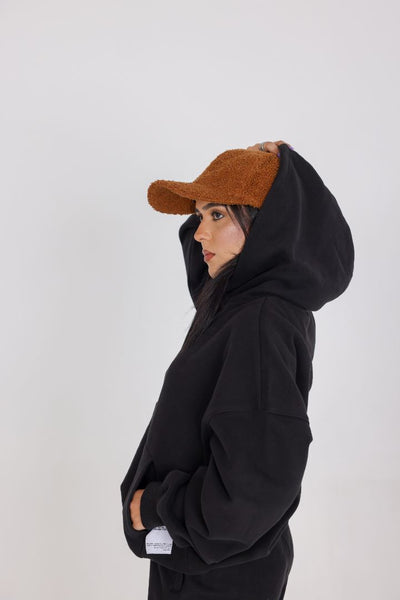 OVERSIZED BLACK HOOD