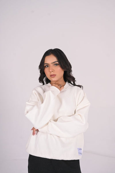 OVERSIZED WHITE SWEAT SHIRT