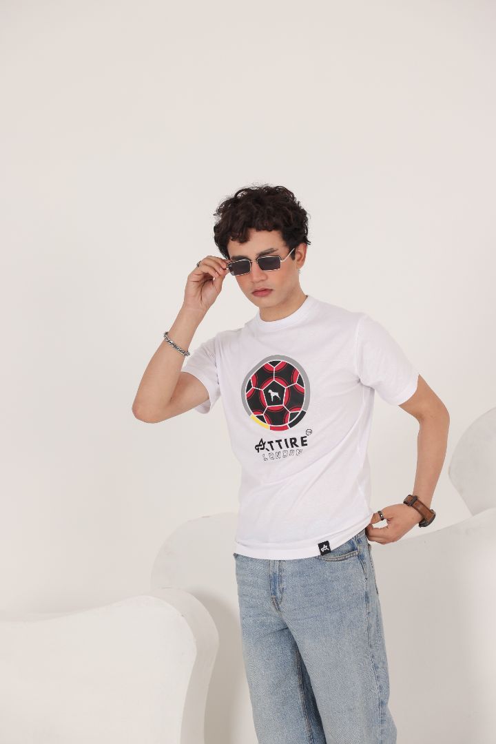 WHITE TAKKA TEE