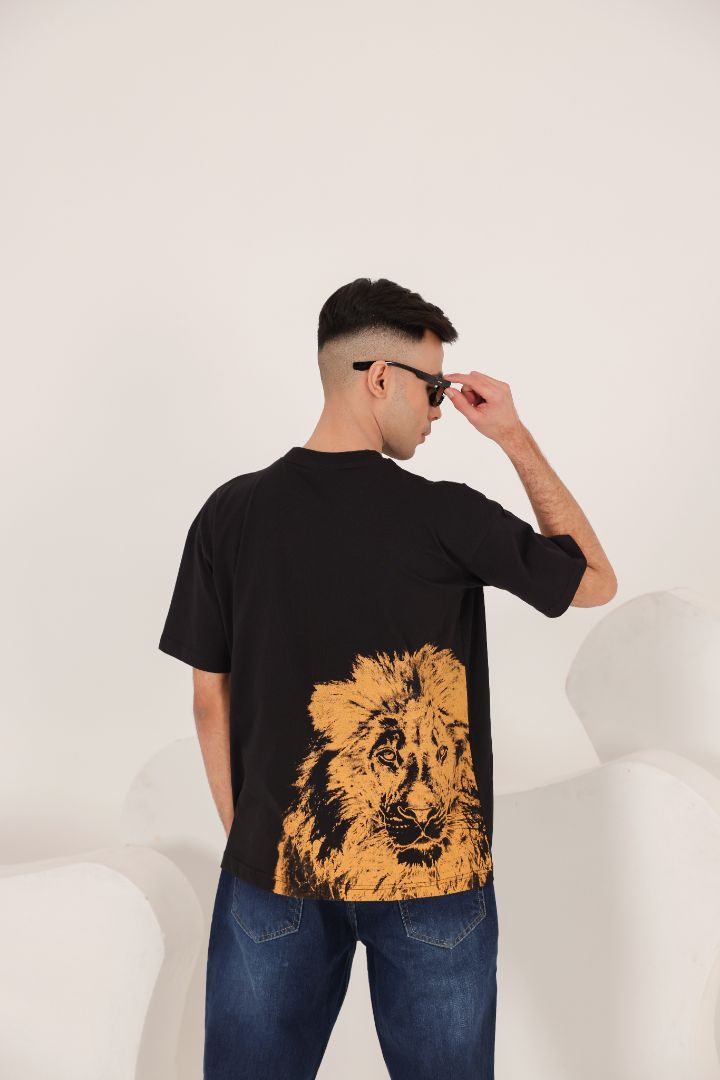 OVERSIZED BLACK LION TEE