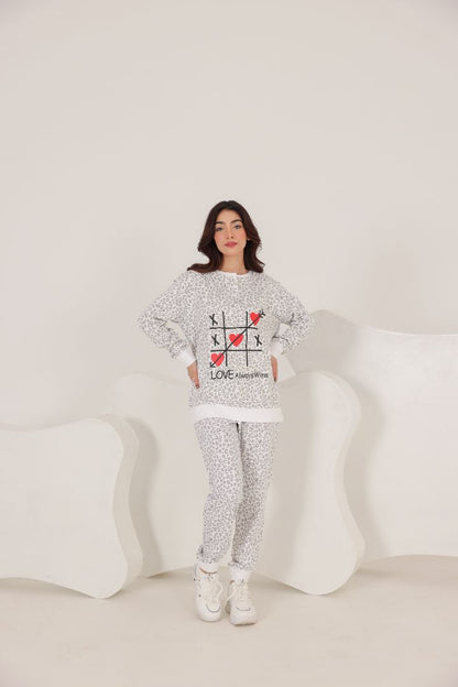 ALL OVER PRINT NIGHT SUITE