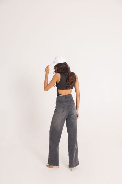 GREY JEANS