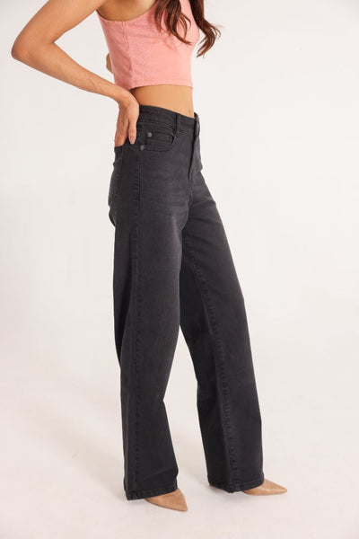 BLACK JEANS