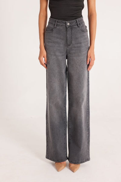 GREY JEANS