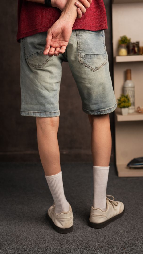 LT BLUE DENIM SHORTS