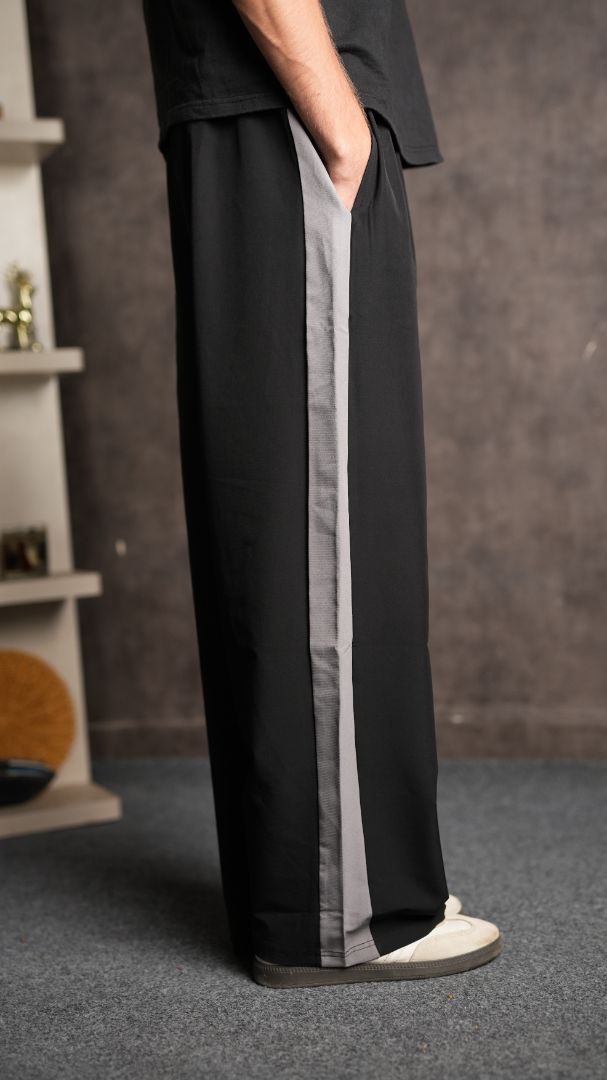 BLACK PANEL TROUSER