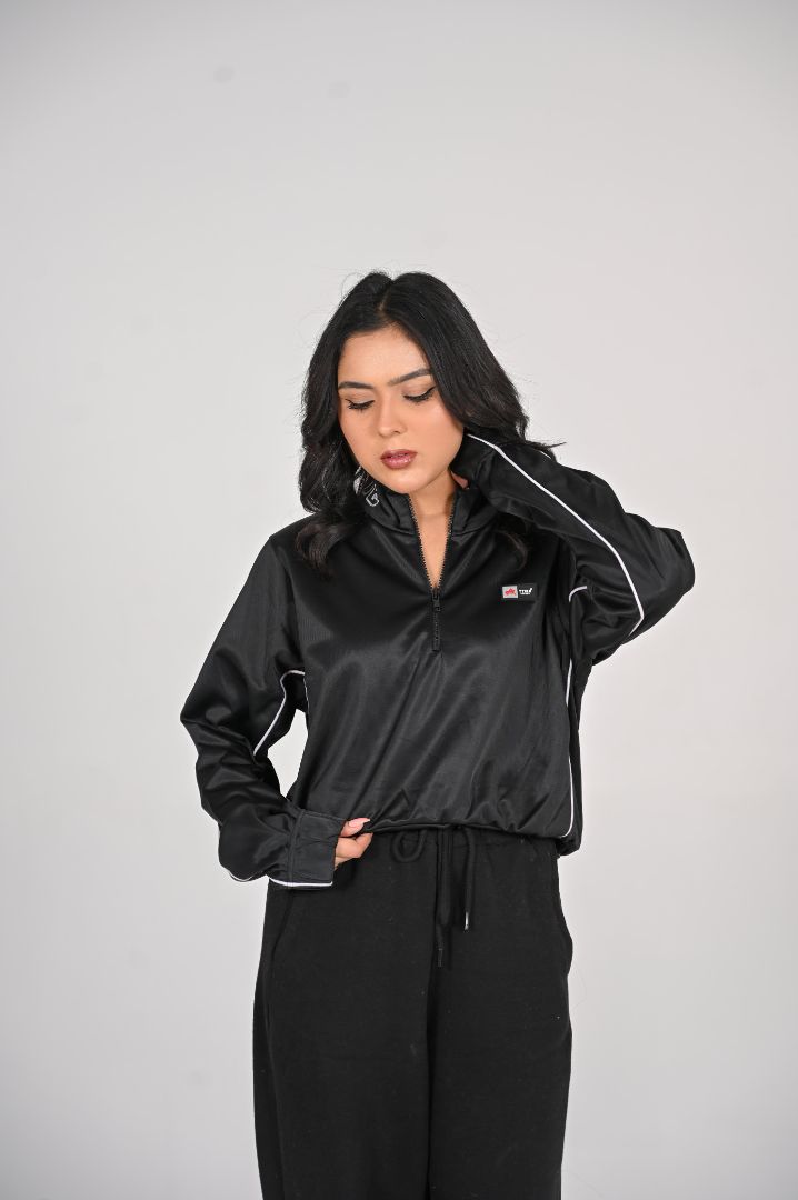 WOMENS BLACK SPORTY HALF ZIPPER