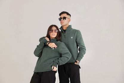 BOTTLE GREEN HALF ZIPPER