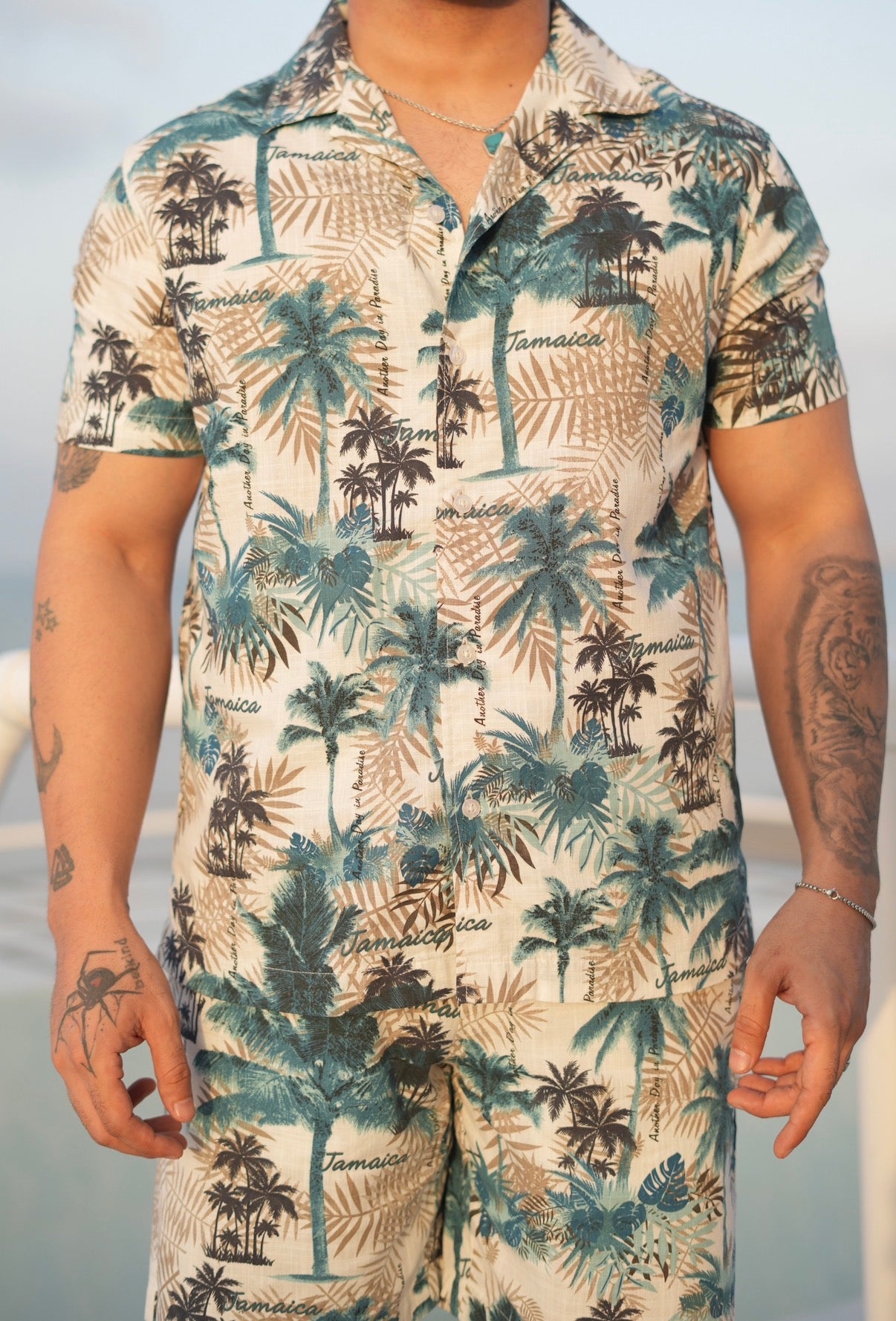ANOTHER DAY PARADISE SHORT SET