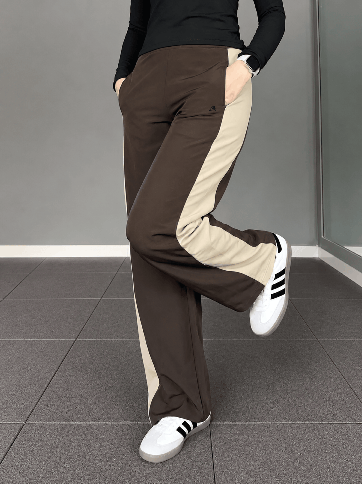 WOMEN BROWN & BEIGE ESSENTIAL LUXE TROUSER