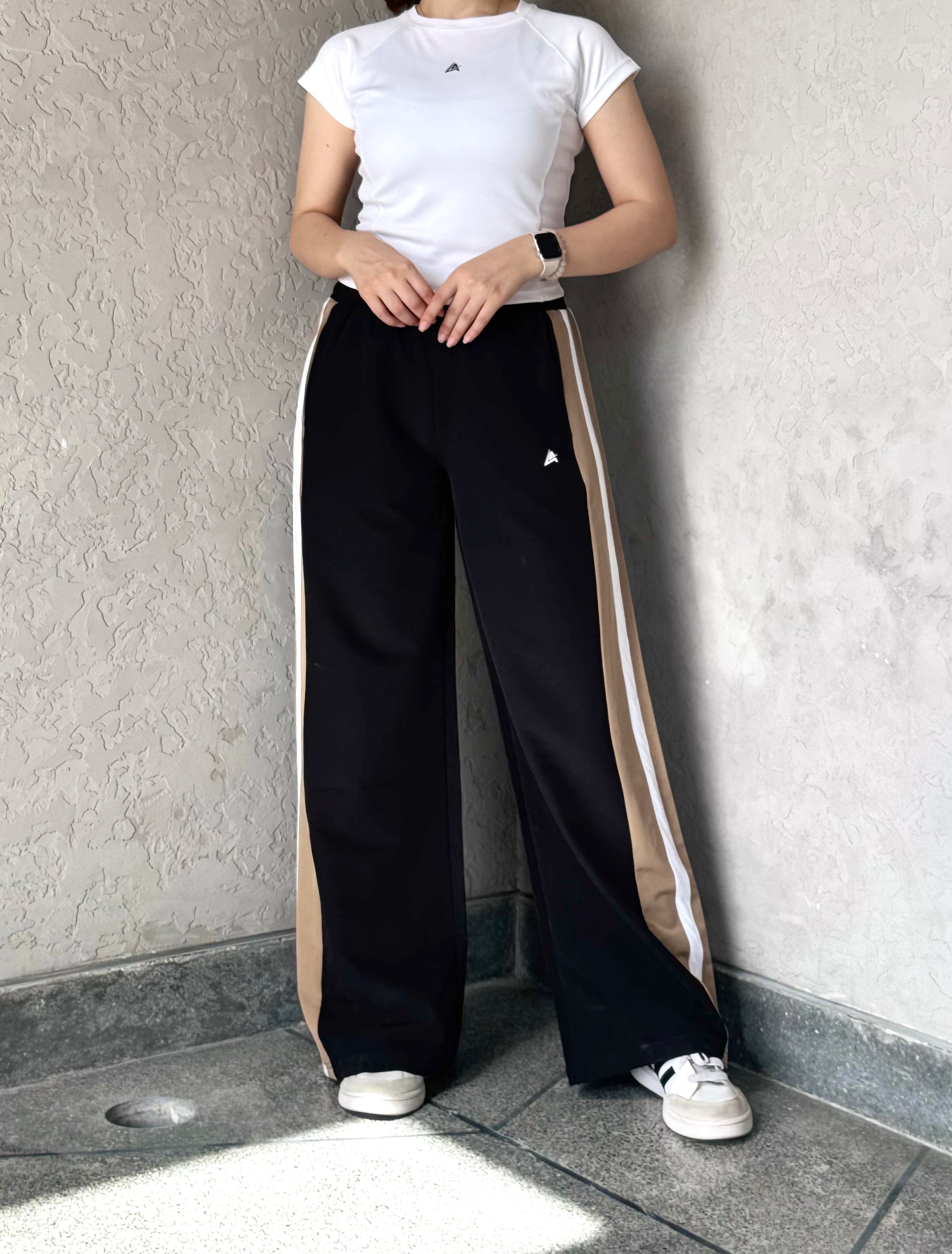 WOMEN BLACK WIDE LEG CONTRAST SIDE STRIPE TROUSER