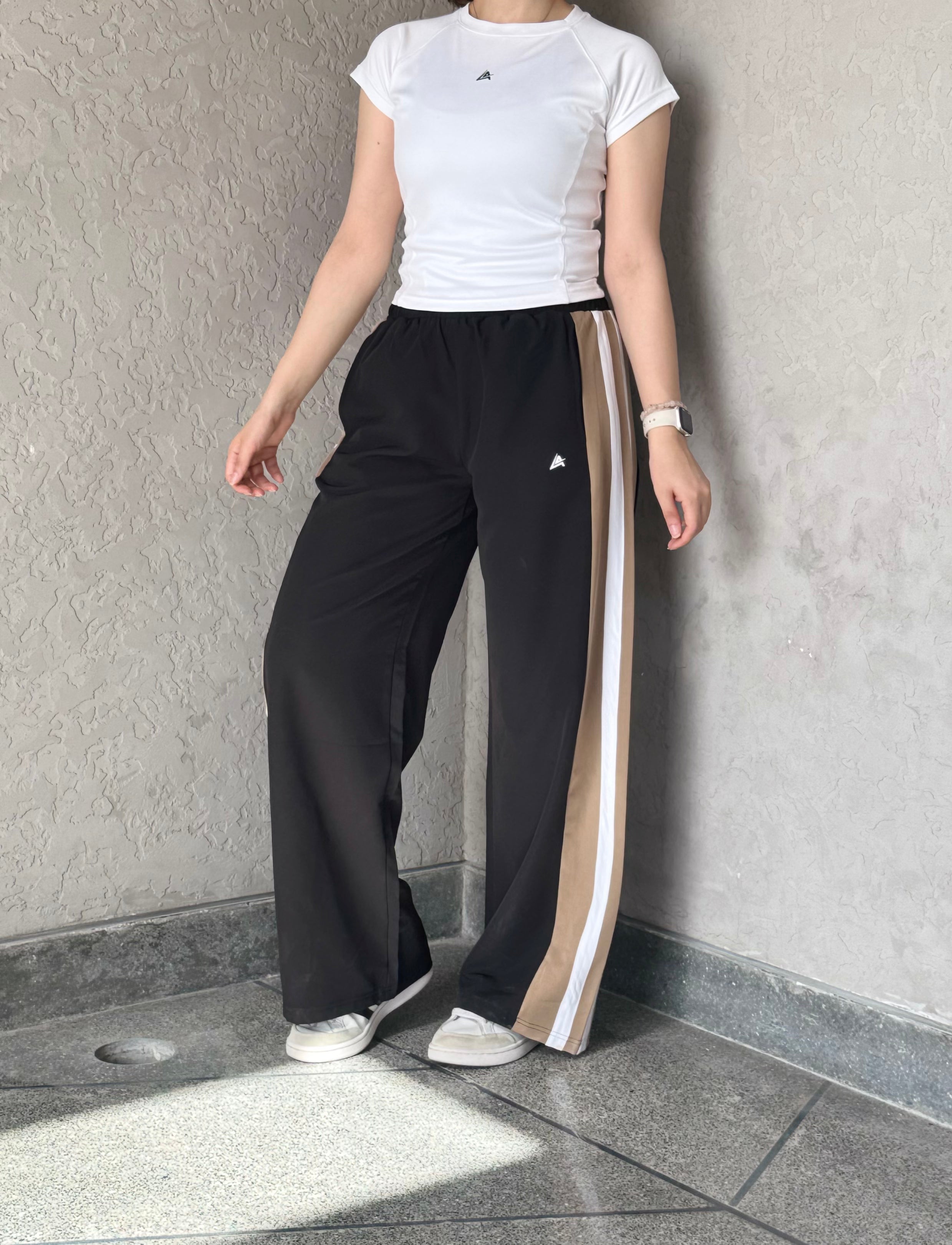 WOMEN BLACK WIDE LEG CONTRAST SIDE STRIPE TROUSER