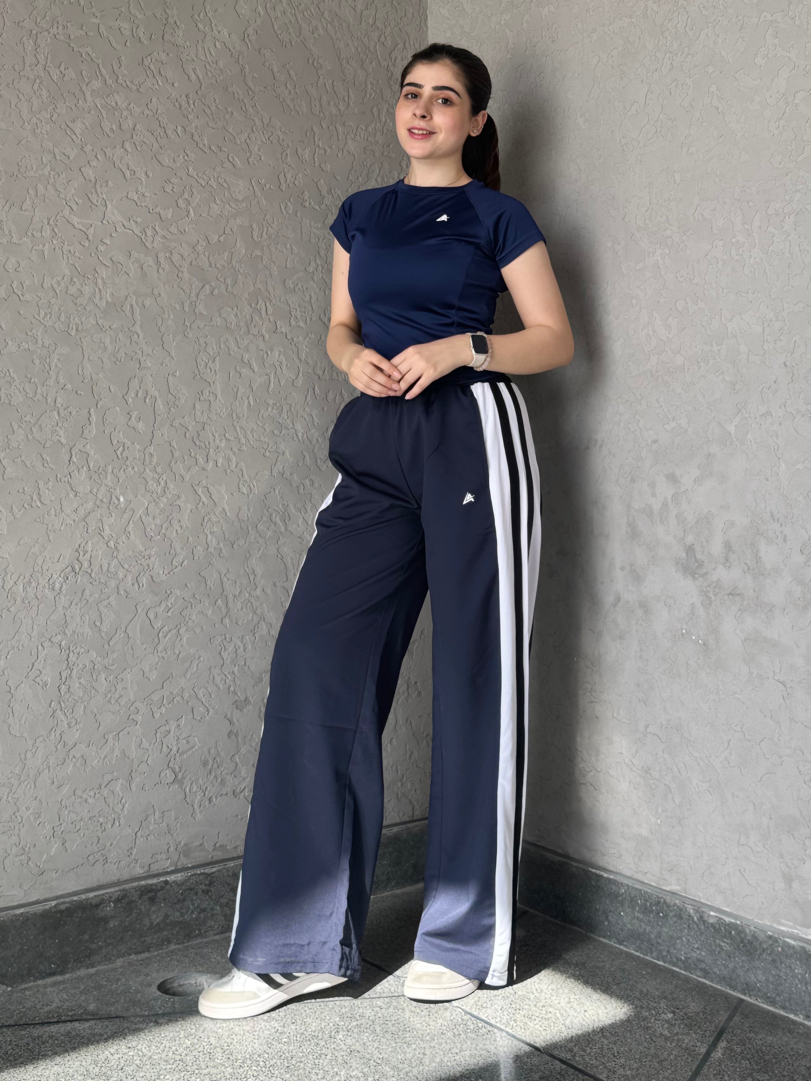 WOMEN NAVY WIDE LEG CONTRAST SIDE STRIPE TROUSER